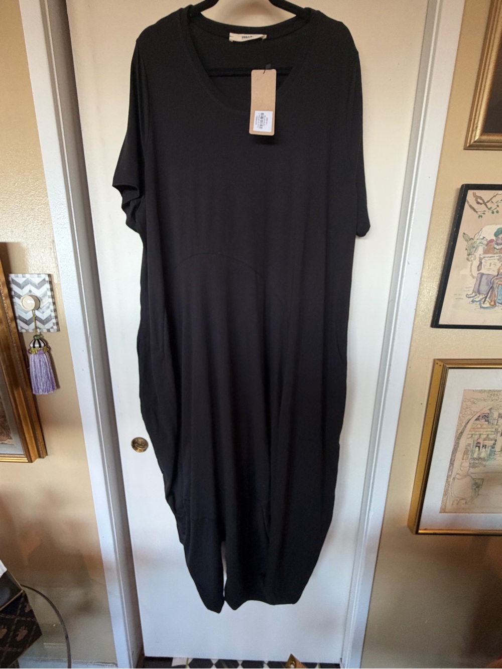 Alinebeka Black Midi Dress - Classic Women's Midi